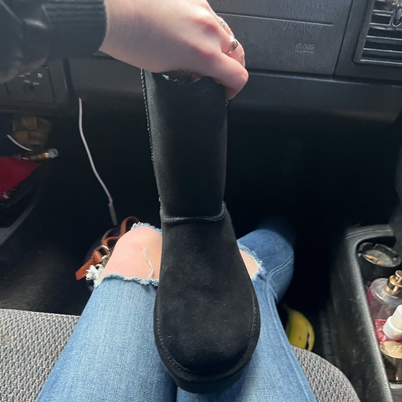 Brand new in box bearpaw  boots in black size 7-8 - Picture 5 of 9